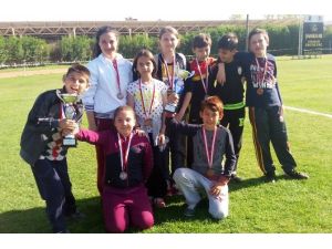 Büyükesence Ortaokulu, Bocce Turnuvasında Kupaları Topladı