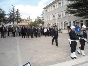 Bolvadin’de Polis Teşkilatının 171. Yıldönümü Törenle Kutlandı