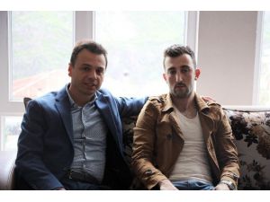 Trabzonlu Gazi’ye Evinde "Geçmiş Olsun" Ziyareti
