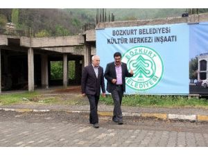 Eski Bakan Başesgioğlu, Bozkurt’u Ziyaret Etti