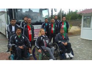 Diyarbakır’da Engelli Voleybolculara Otobüs Desteği