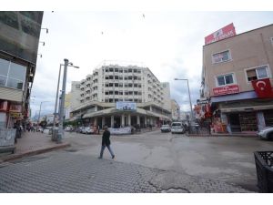 Osmaniye Belediyesi eski binasını 19,8 milyon liraya satıyor