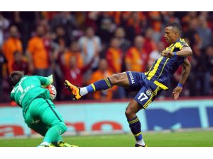 Galatasaray: 0 - Fenerbahçe: 0 (İlk yarı)