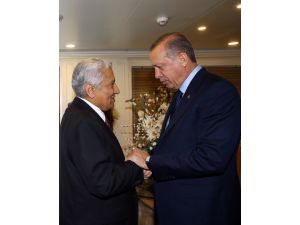 Erdoğan, 13. İslam Zirvesi’ne katılan liderler onuruna akşam yemeği verdi