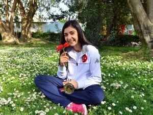 İzmirli Judocu Çiçek Akyüz Avrupa Şampiyonu