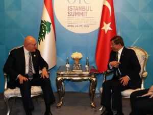 Başbakan Ahmet Davutoğlu Lübnan Bakanlar Kurulu Başkanı Salam İle Görüştü