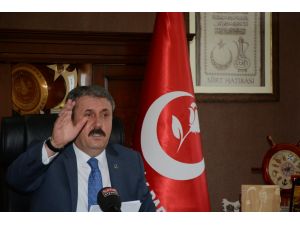 Destici: AK Parti'nin dokunulmazlık teklifi kötünün iyisi