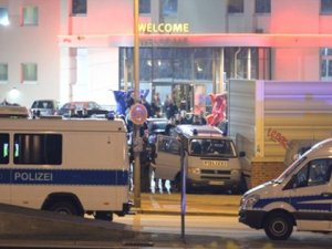 Almanya'nın En Ünlü Genelevine Polis Baskını