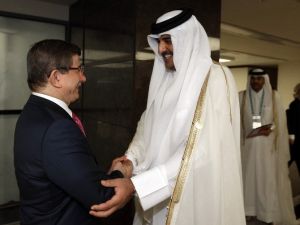 Başbakan Davutoğlu, Katar Emiriyle Görüştü