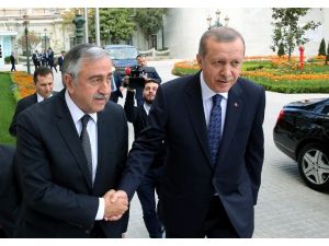 Cumhurbaşkanı Erdoğan, KKTC Cumhurbaşkanı Akıncı ile görüştü