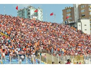 Adanaspor’da Galibiyet Coşkusu