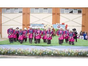 Minikler Bahar Şenliğinde Buluştu