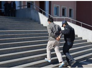Viranşehir’de Terör Operasyonu: 15 Gözaltı