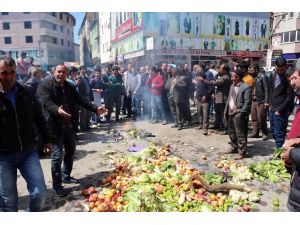 Ağrı’da Sebze Pazarı Esnafından Belediyeye İsyanı