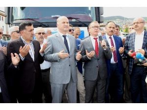 AK Parti Bursa İl Teşkilatından Hakkari’ye Yardım Tır’ı