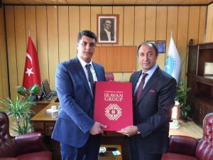 Azerbaycan Başkonsolosu Süleymalı’dan Devlet Konservatuarı Müdürü Çelik’e Ziyaret