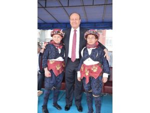 Başkan Özakcan’ın 23 Nisan Ulusal Egemenlik Ve Çocuk Bayramı Mesajı