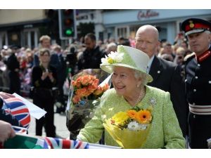 Kraliçe Elizabeth 90. Doğum Gününü Kutluyor