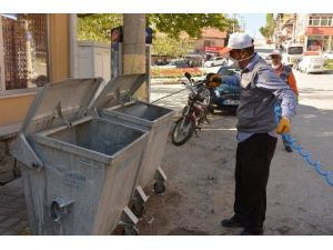 Çameli’de Çöp Konteynırları Dezenfekte Edildi