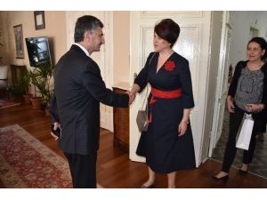 Romanya İzmir Başkonsolosu Stefan’dan Vali Bektaş’a Ziyaret