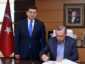 Cumhurbaşkanı Erdoğan Ve Başbakan Davutoğlu Kepez Belediyesi’ni Ziyaret Etti