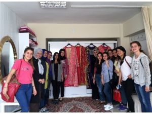 Gediz MYO Moda Tasarım Programı Öğrencileri Dikiş-nakış Atölyelerine Teknik Gezi Yaptı