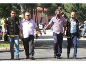 3 Kişiyi 27 Bin Lira Dolandıran Sahte Polisler Yakalandı
