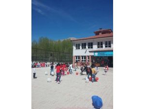 Doğanşehir Fındıklı İlköğretim Okulu’nda 23 Nisan Coskusu
