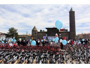 Erzurum’da Öğrencilere 947 Adet Bisiklet Dağıtıldı