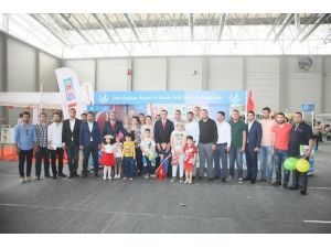 Adana Ülkü Ocakları Çocuklar İle 23 Nisan’ı Kutladı