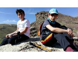 Karslı Dağcılar Digor Dumanlı Dağı’na Tırmandı