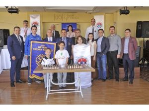 Heykel Rotary’den Satranç Turnuvası