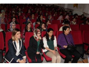 Anadolu Lisesi’nde Toplumsal Cinsiyet Eşitsizliği Semineri