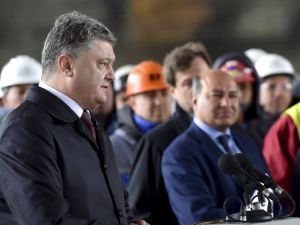 Poroşenko: Ukrayna, Rus saldırılarına karşı nükleer santrallerde tedbir aldı
