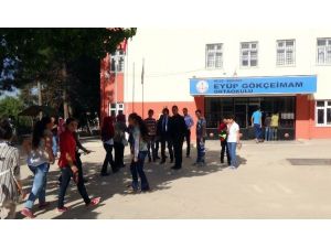 Roketli Saldırının Hedefi Olan Kilis’te TEOG Sınavına Giren Öğrenciler Ek Puan İstiyor