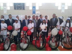 Cizre’de 466 kişiye bisikletleri dağıtıldı