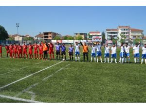 Düzce Meslek Yüksekokulu 1. Geleneksel Futbol Turnuvası Başladı