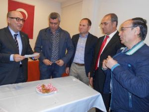 MHP’li Yönter, Eskişehir’deki Emirdağlılar Vakfına Onursal Üye Oldu