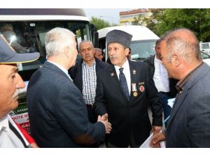 Aksaray’da Gaziler Çanakkale’ye Uğurlandı