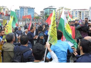 1 Mayıs alanında Kürtçe slogan gerginliği