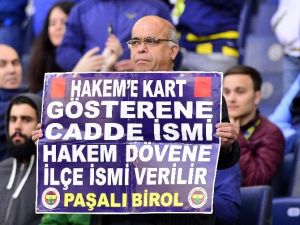 Fenerbahçeli Taraftarlardan Hakemlere Destek