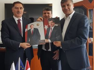 Malkoç: Türkiye, başkanlık sistemiyle koalisyon hükumetlerinden kurtulacak