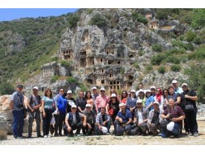 Antalyalı Gazetecilerden Bölge Turizmine Katkı