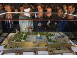 Mescid-i Aksa maketinde Kudüs'ten getirilen toprak kullanıldı