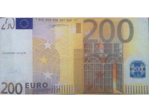 Esnafı Üzerinde "Geçersizdir" Yazılı Euro İle Dolandırdı