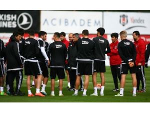 Beşiktaş, Derbi Hazırlıklarını Sürdürüyor