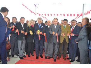 Isparta’da Gökkubbe Fuar Ve Kongre Merkezi Açıldı