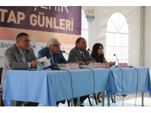Azerbaycanlı Yazarlar Kırşehir’de Edebiyat Severlerle Buluştu