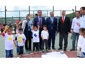 Bitlis Tatvan'da anaokulu öğrencileri ve velileri 'Bahar Şenliği'nde buluştu