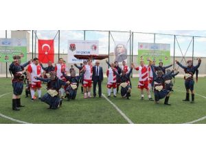 Futbolun Efsaneleri Genç Hükümlülerle Buluştu